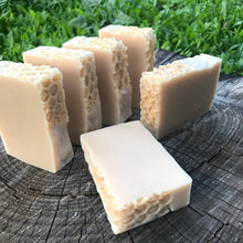 Load image into Gallery viewer, Honey, Milk & Oatmeal