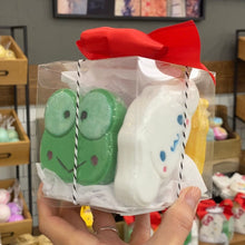 Load image into Gallery viewer, Hello Friends! | Bath Bomb Gift Set
